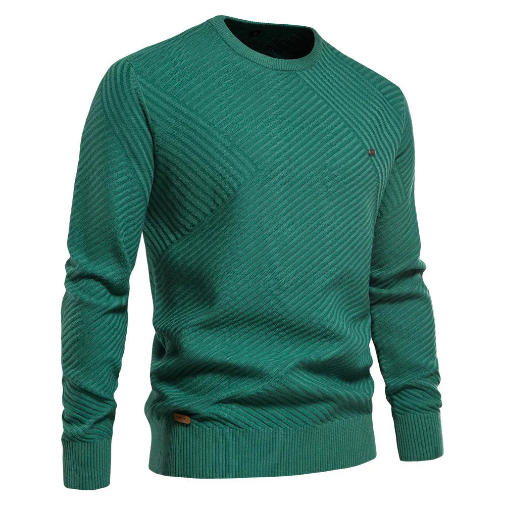 Suéter Masculino em Lã Piannaro PN175 com modelagem slim fit e gola redonda.