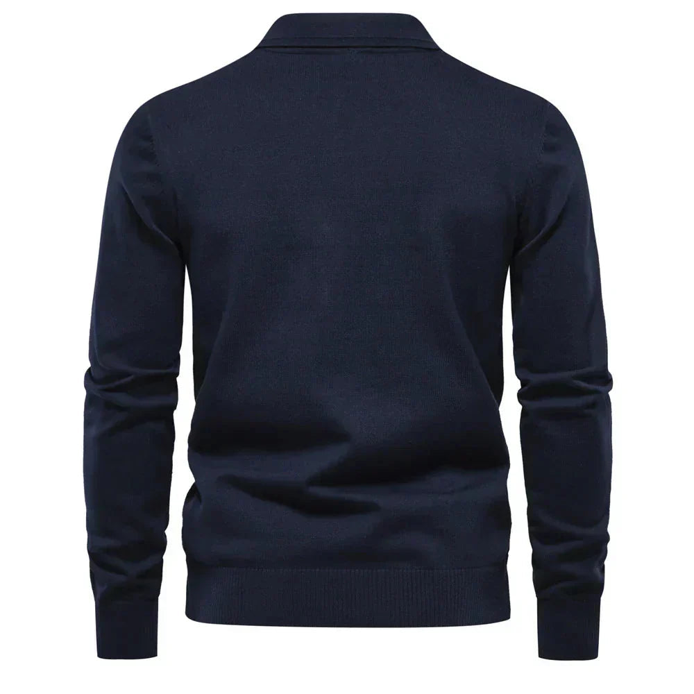Suéter Masculino Slim Fit em Lã Piannaro, elegante e confortável.