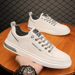 Tênis Masculino Piannaro PN416 em design sofisticado e versátil.
