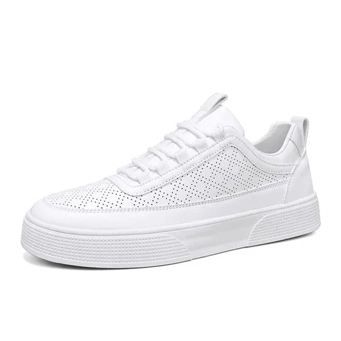 Tênis Masculino Piannaro PN256 com design minimalista e solado reto.