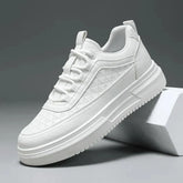 Tênis Masculino Piannaro PN414 com design moderno e solado antiderrapante.