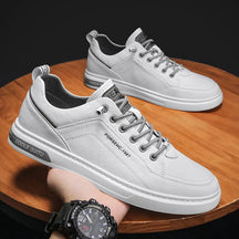 Tênis Masculino Piannaro PN416 em design sofisticado e versátil.