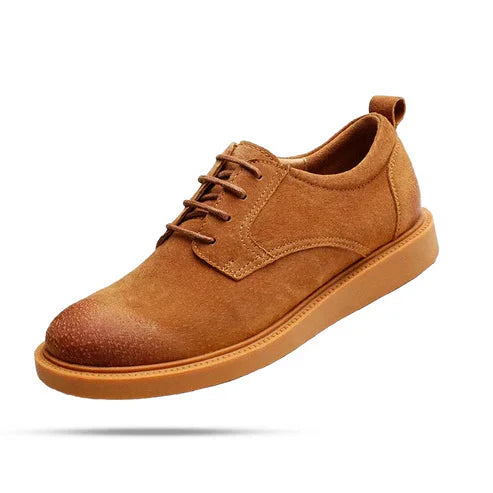 Tênis Masculino em Camurça Piannaro PN332 com design contemporâneo
