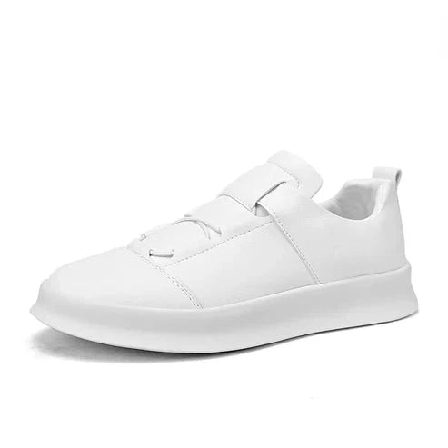 Tênis Masculino em Couro Piannaro PN315 com design moderno e elegante.