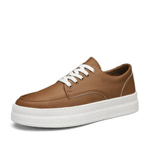 Tênis Masculino em Couro Piannaro PN304 disponível em marrom e preto.