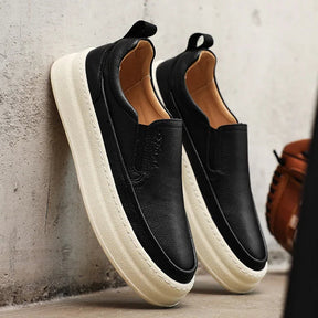 Tênis Masculino em Couro Piannaro PN259 com design moderno e sofisticado.