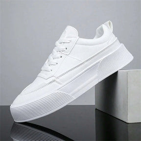 Tênis Masculino em Couro Piannaro PN262 com design elegante e minimalista.