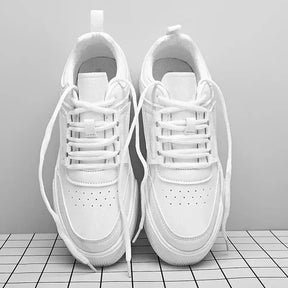 Tênis Masculino Piannaro PN269 em couro, design moderno e minimalista.