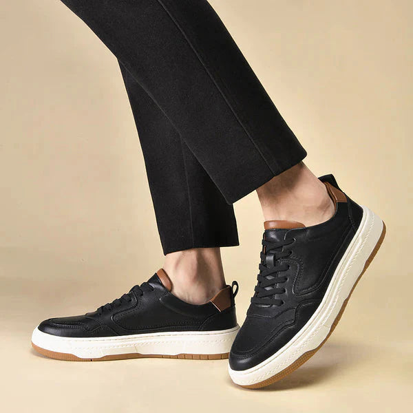 Tênis Masculino em Couro Piannaro PN306 disponível em branco e preto.