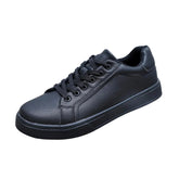 Tênis Masculino em Couro Piannaro PN253, design preto elegante.