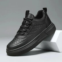 Tênis Masculino Piannaro PN414 com design moderno e solado antiderrapante.