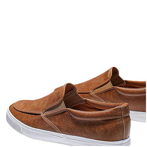 Tênis Masculino Slip On em Couro Piannaro PN285 nas cores preto, branco e caramelo.