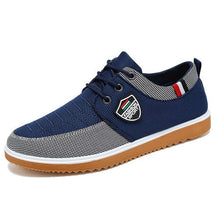 Tênis Masculino Sport Piannaro PN247 em azul e caramelo, estilo urbano.