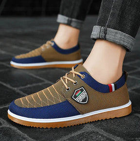 Tênis Masculino Sport Piannaro PN247 em azul e caramelo, estilo urbano.